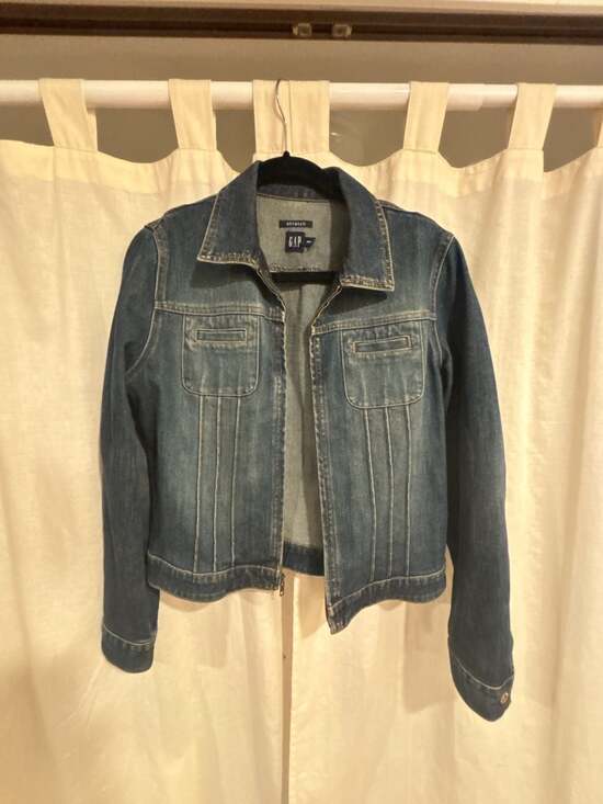 Gap Jackets & Blazers - Gap Women's Vintage Stretch Zip-Front Blue Denim Jacket